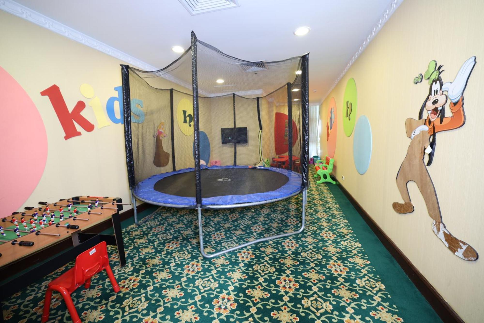 Habitat All Suites, Αλ Κομπάρ Εξωτερικό φωτογραφία The children's club at the hotel