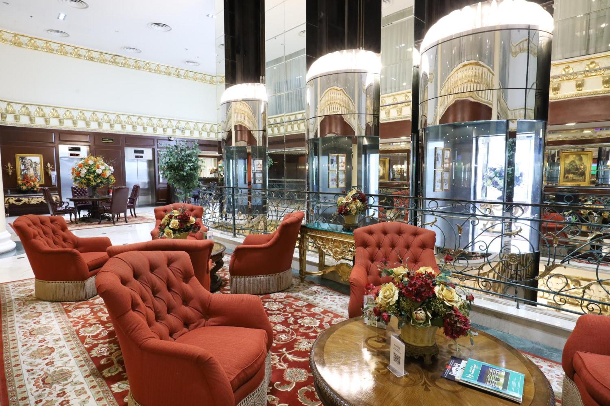 Habitat All Suites, Αλ Κομπάρ Εξωτερικό φωτογραφία Lobby